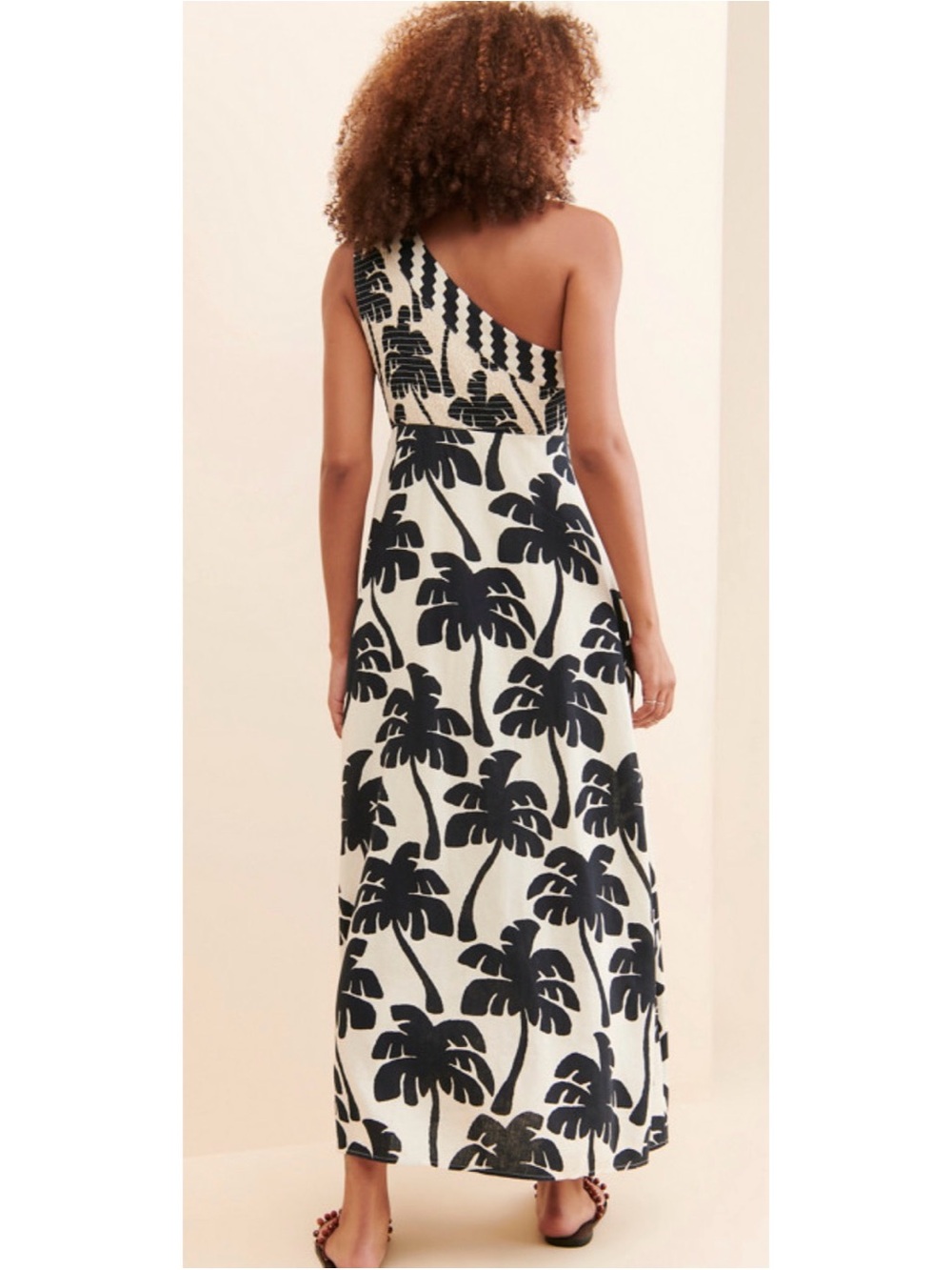 One-Shoulder Black & White Palm-Print Maxi Dress - Picture 2 of 5